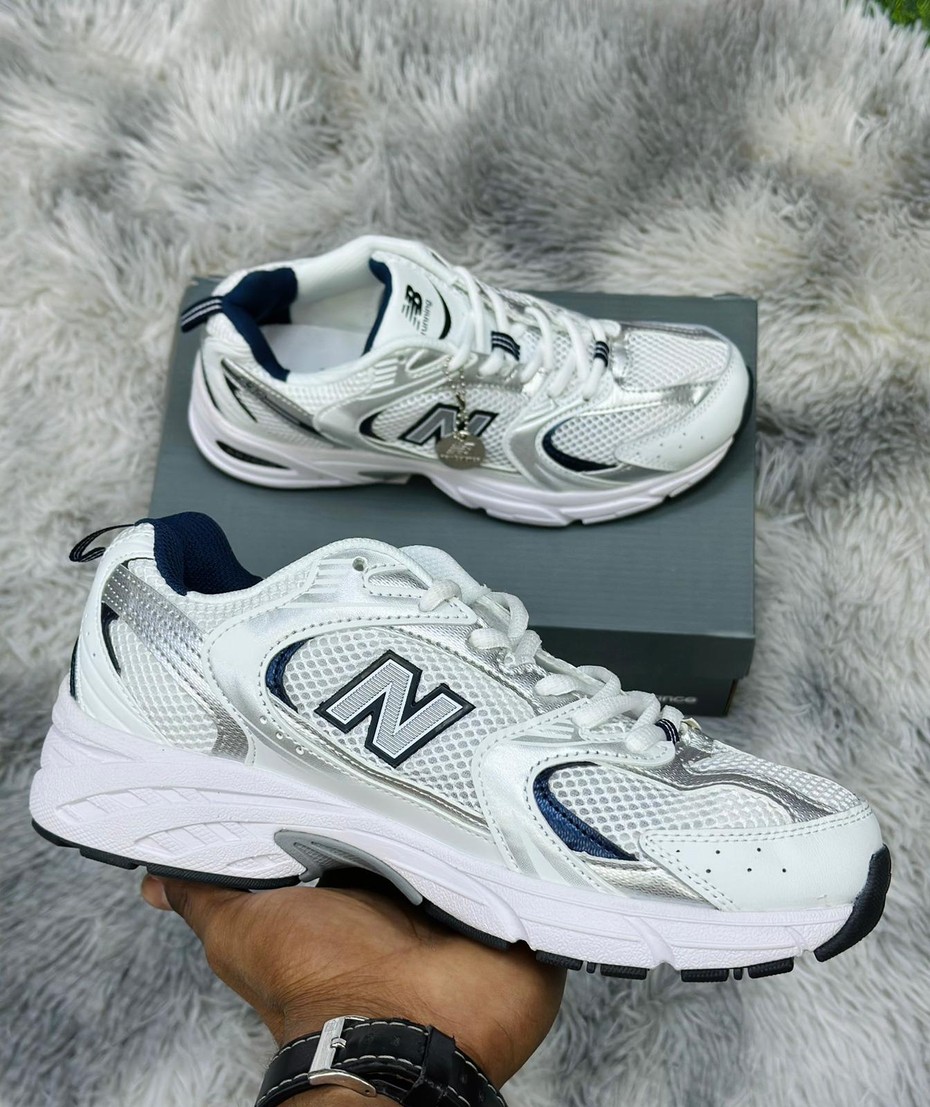 New Balance 530 Sneakers